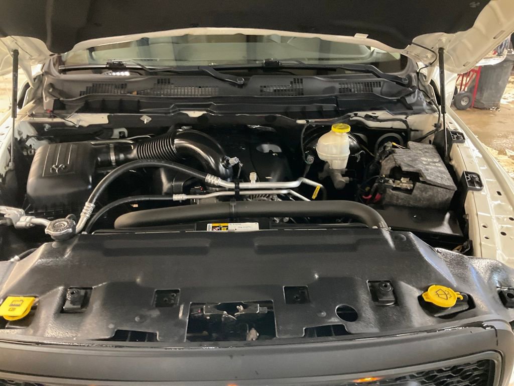 Used 2018 RAM 1500 Laramie w/ Convenience Group AWD/4WD image 10