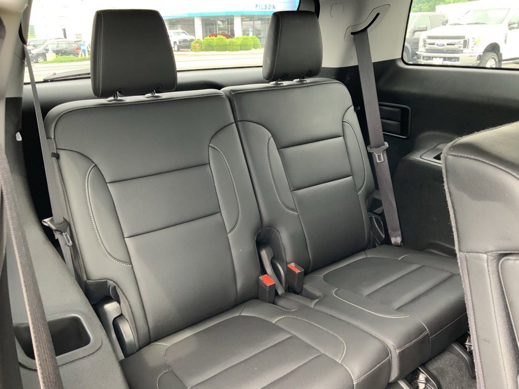 Used 2023 GMC Acadia SLT image 64