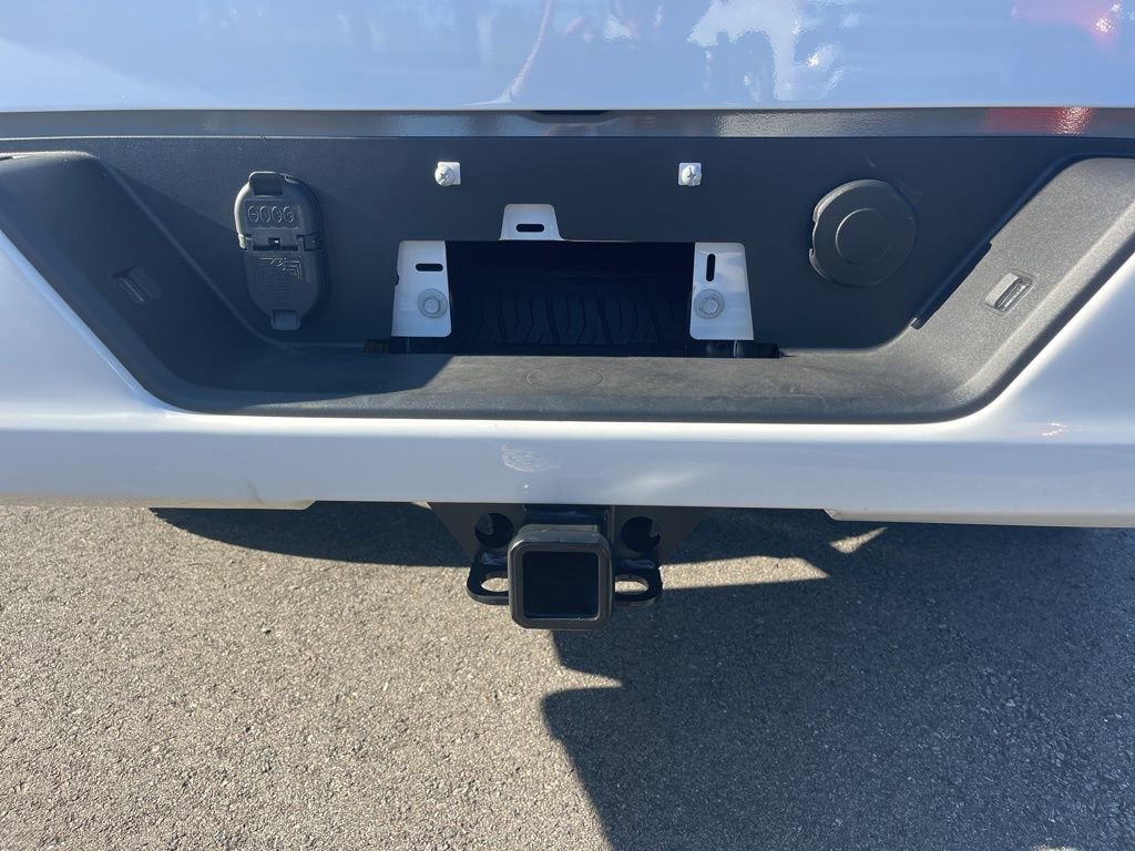 Used 2025 Chevrolet Silverado 1500 Custom w/ Turbomax Blackout Package image 29