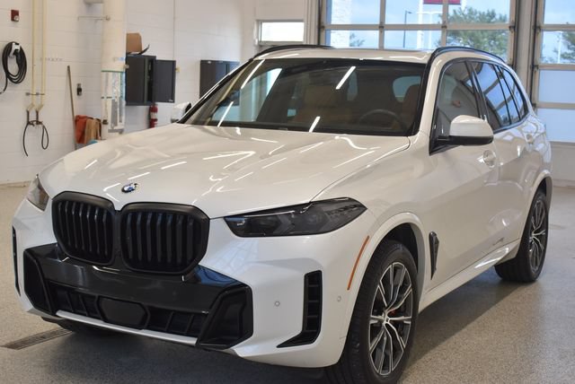 Used 2026 BMW X5 xDrive40i w/ Executive Package AWD/4WD image 9