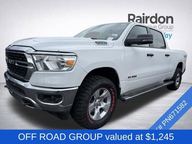 Used 2023 RAM 1500 Big Horn AWD/4WD image 3