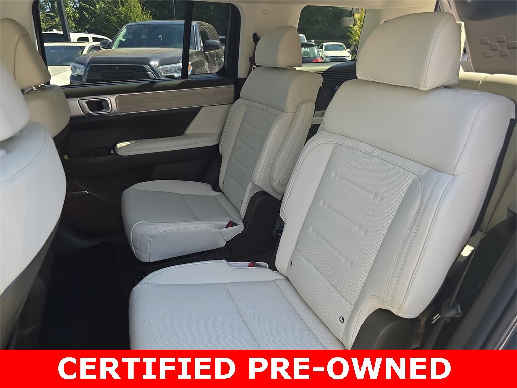 Used 2025 Hyundai Santa Fe Calligraphy image 15