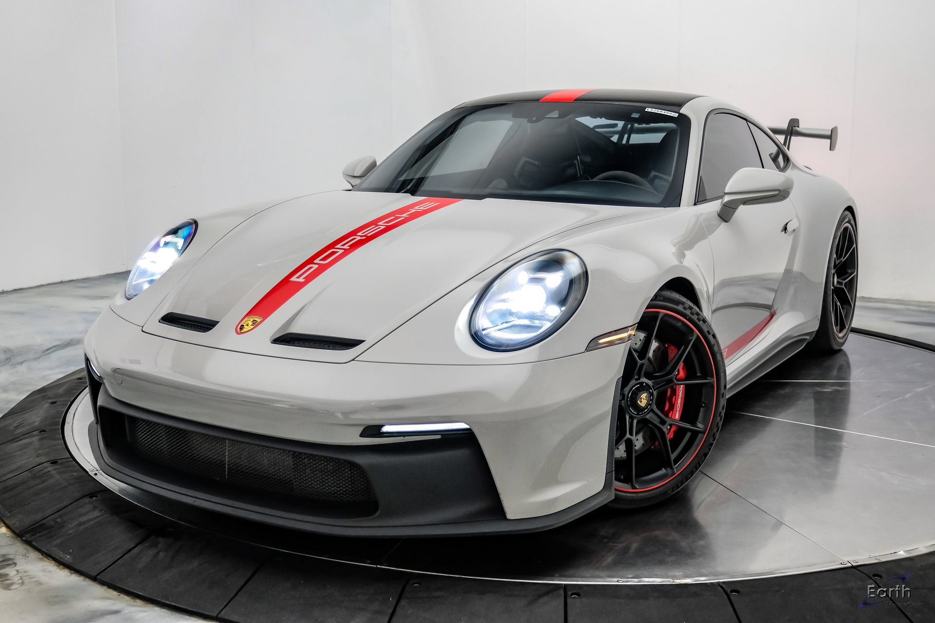 Used 2022 Porsche 911 GT3 RWD image 4