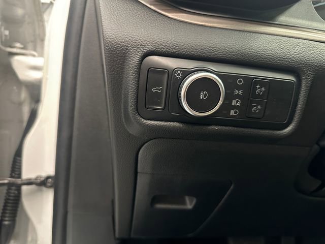 Used 2023 Ford Explorer Limited image 24