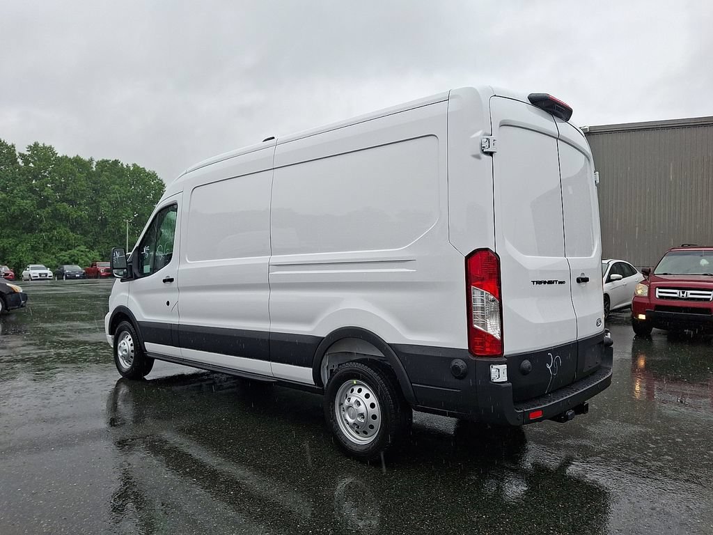 New 2026 Ford Transit 350 148 Medium Roof w/ Load Area Protection Package RWD image 3