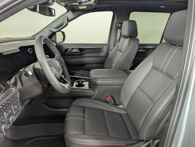 Used 2025 Chevrolet Tahoe RST image 14