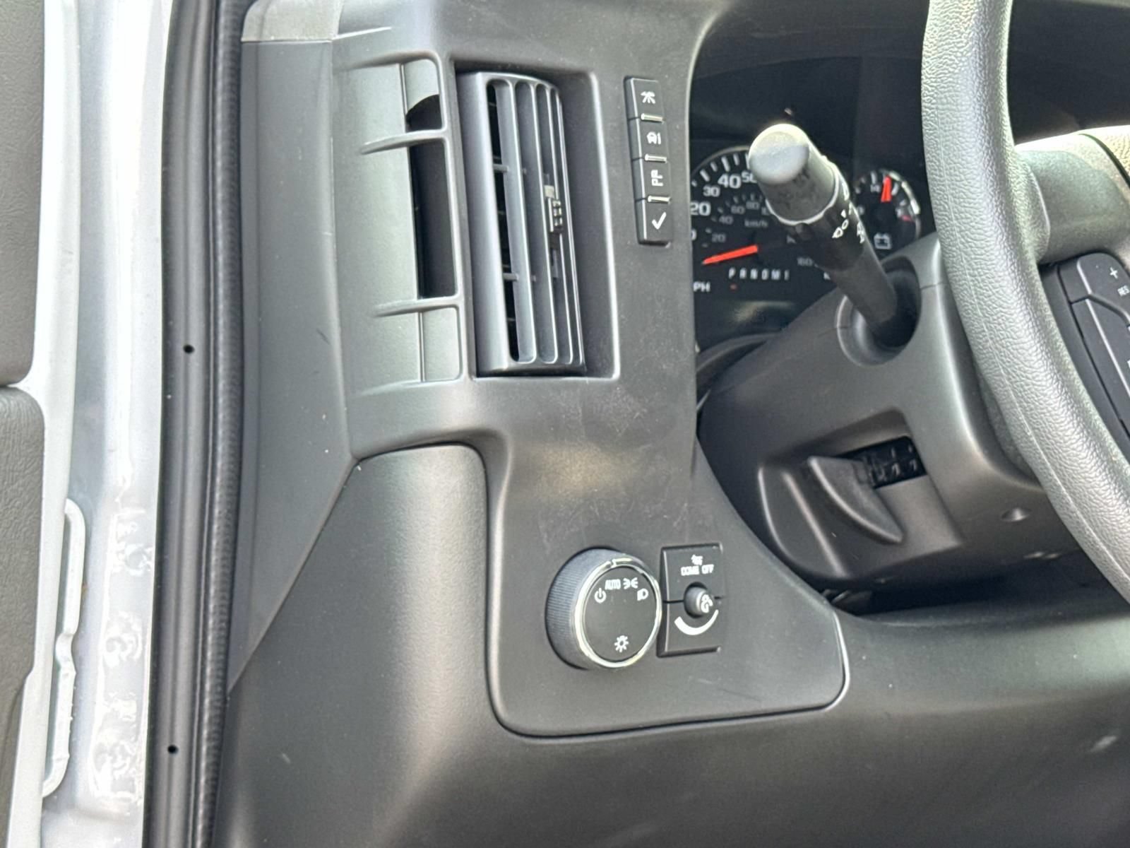 New 2026 Chevrolet Express 3500 w/ Power Convenience Package RWD image 25
