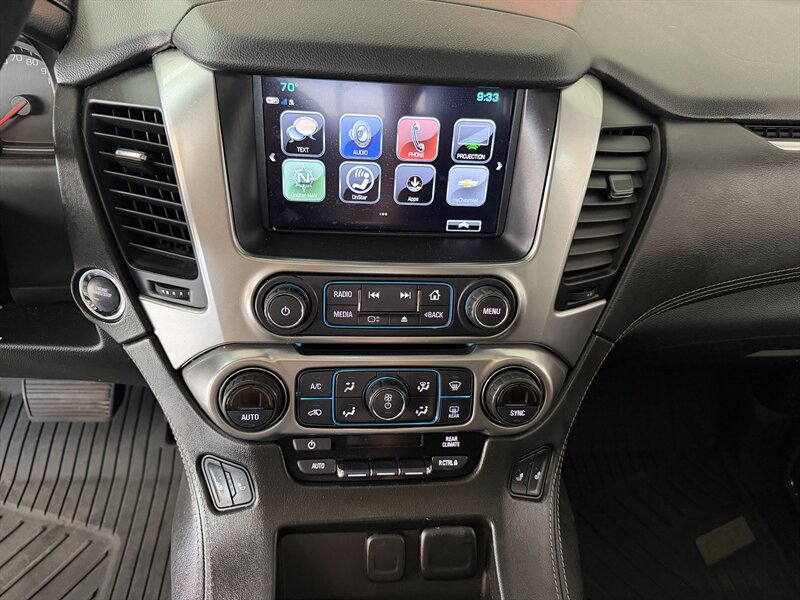 Used 2019 Chevrolet Tahoe LT w/ LT Signature Package AWD/4WD image 15