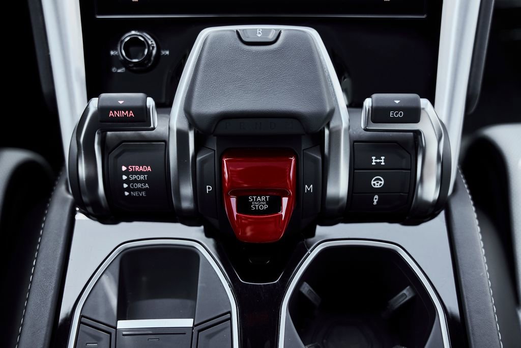 Used 2019 Lamborghini Urus AWD/4WD image 71