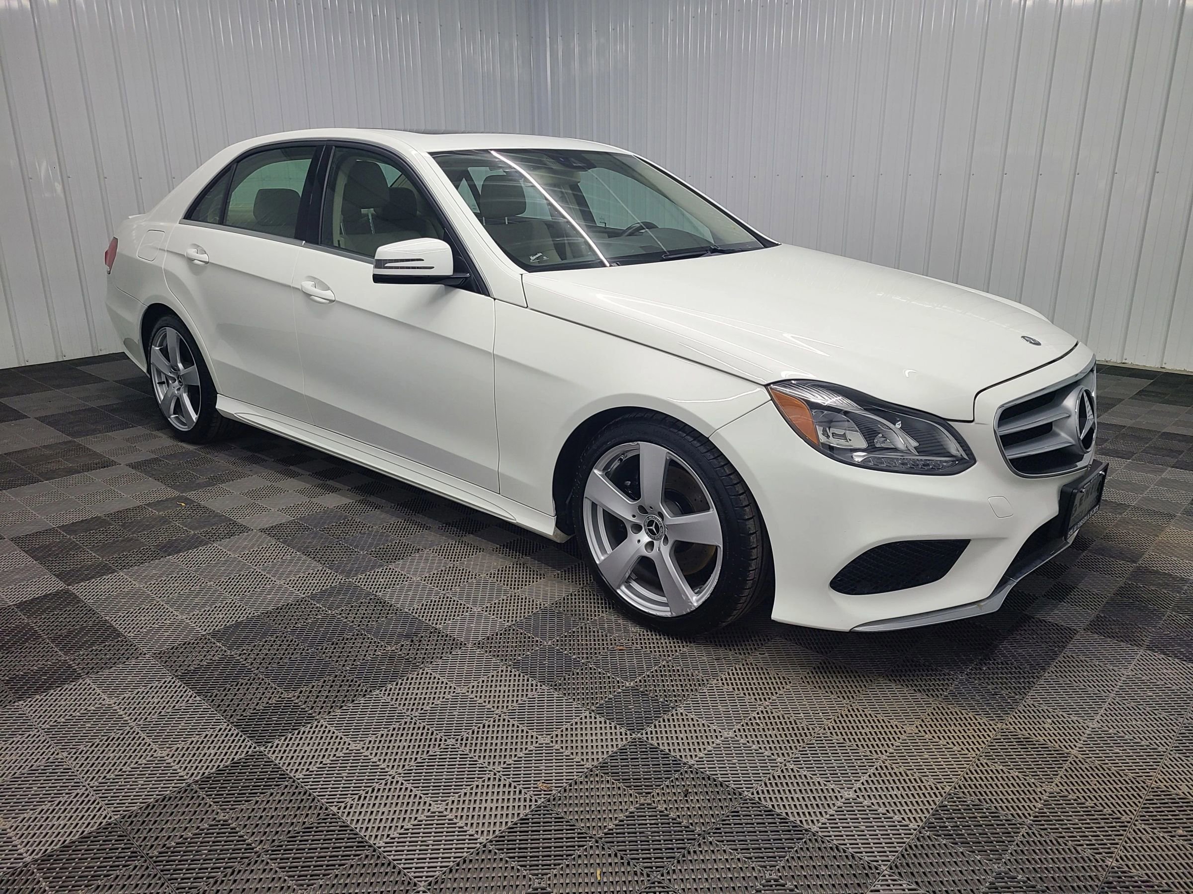 Used 2014 Mercedes-Benz E 350 Sedan image 13