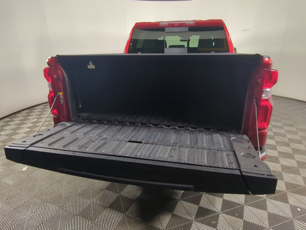 Used 2024 Chevrolet Silverado 1500 High Country image 8