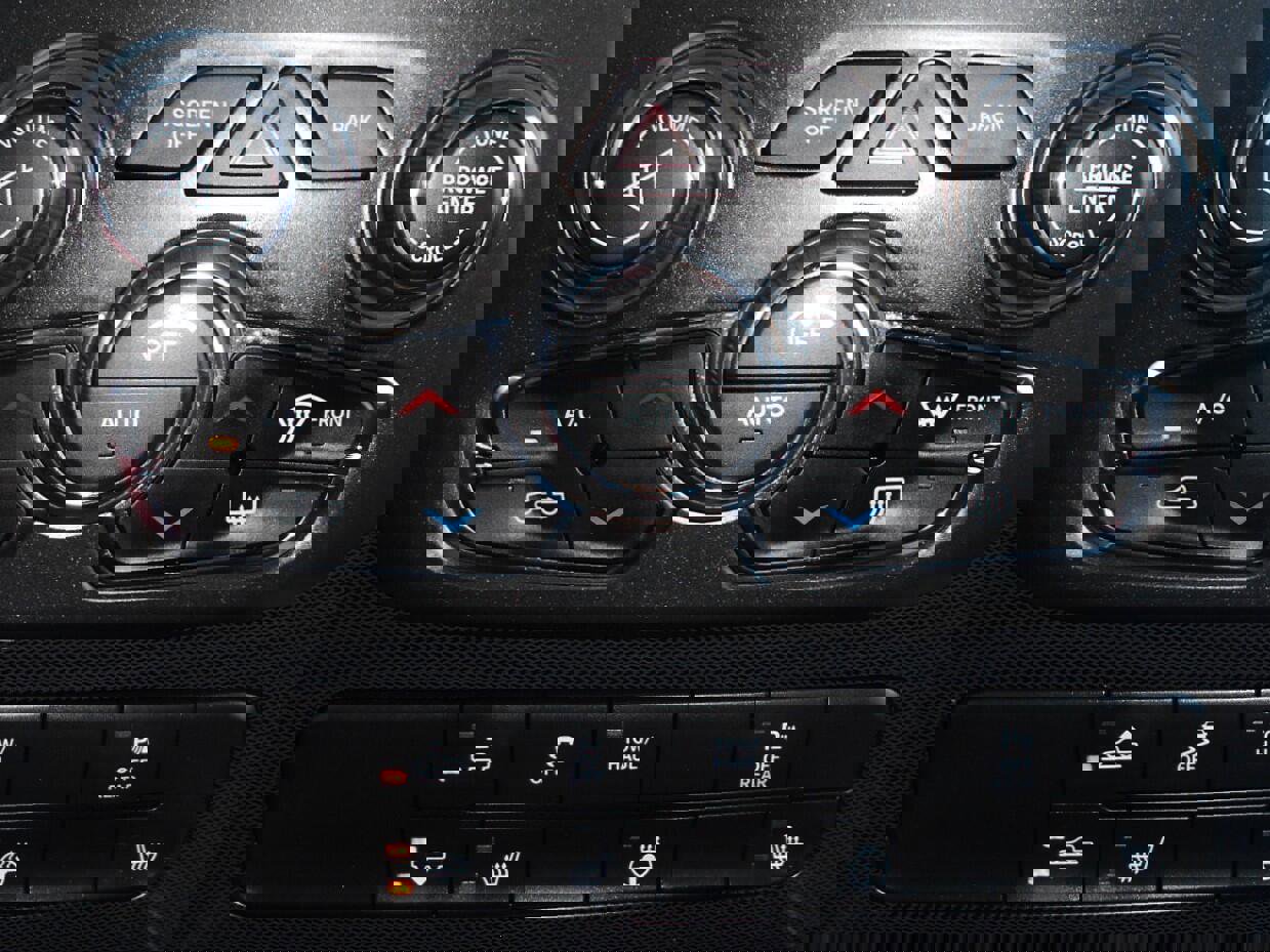 Certified 2016 RAM 1500 Rebel w/ Luxury Group image 15