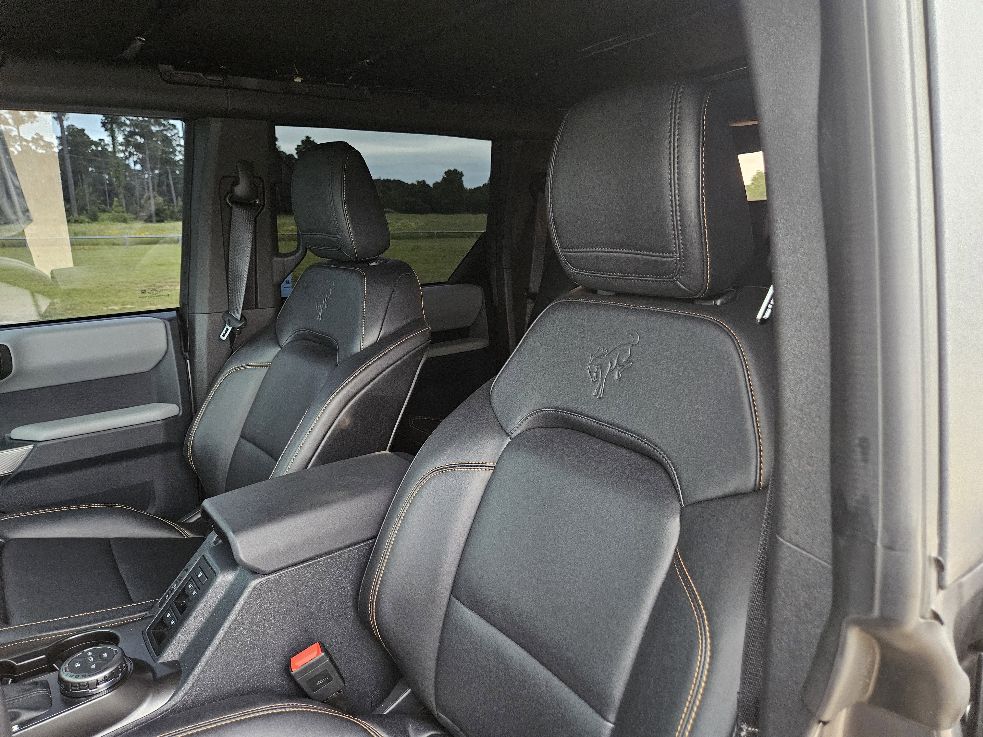 Used 2023 Ford Bronco Badlands AWD/4WD image 10