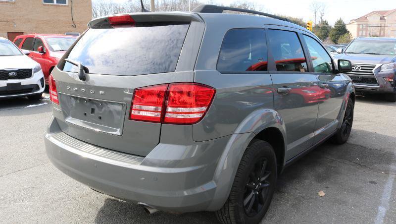 Used 2020 Dodge Journey SE w/ SE Popular Equipment Group image 7