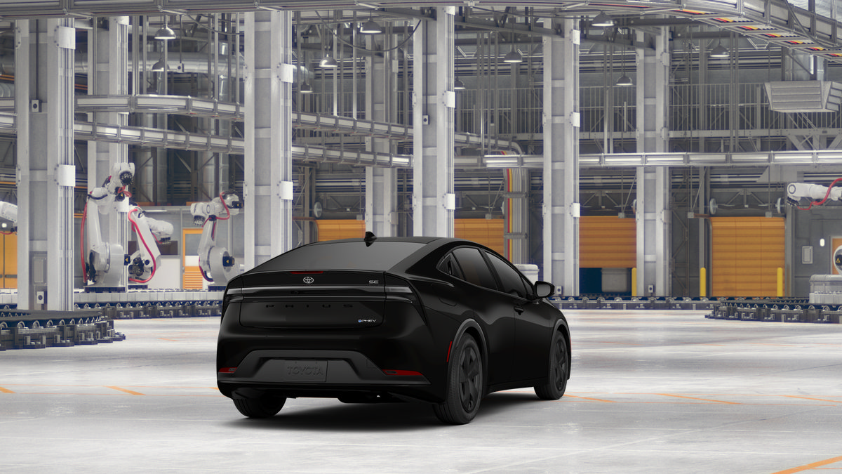 New 2027 Toyota Prius Plug-In Hybrid FWD image 14