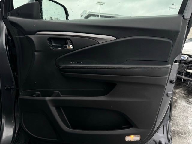 Used 2023 Honda Ridgeline RTL-E image 12