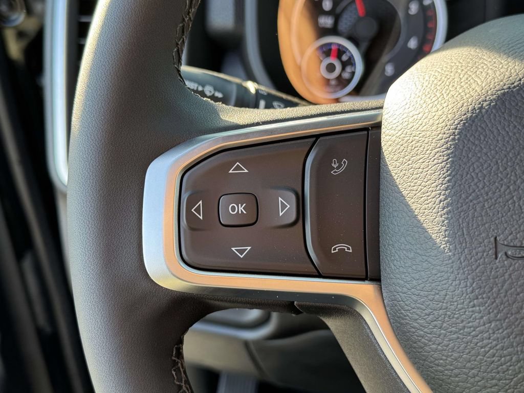 New 2026 RAM 2500 Big Horn AWD/4WD image 22