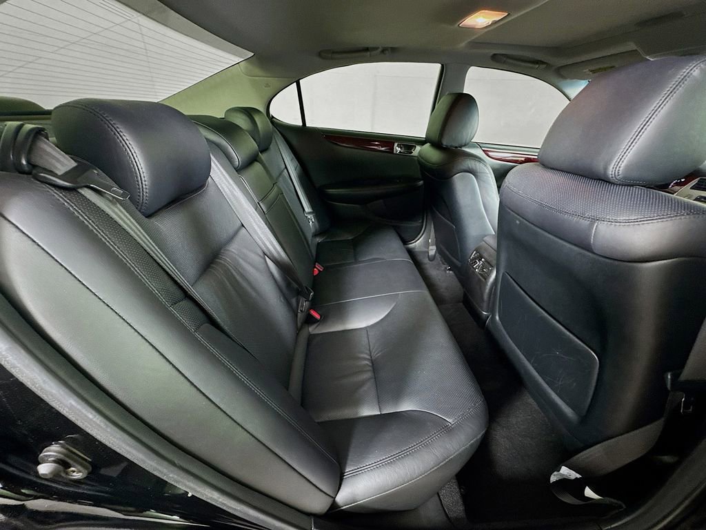 Used 2005 Lexus ES 330 image 31