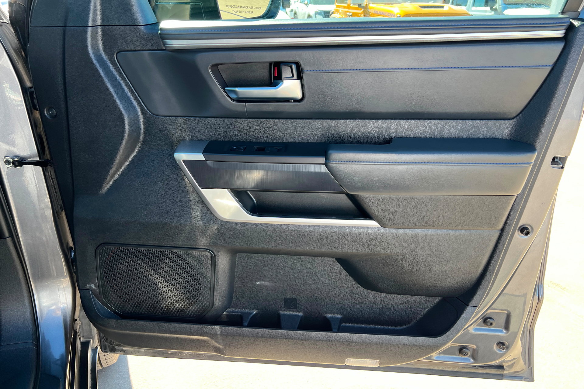 Used 2023 Toyota Tundra Platinum AWD/4WD image 23