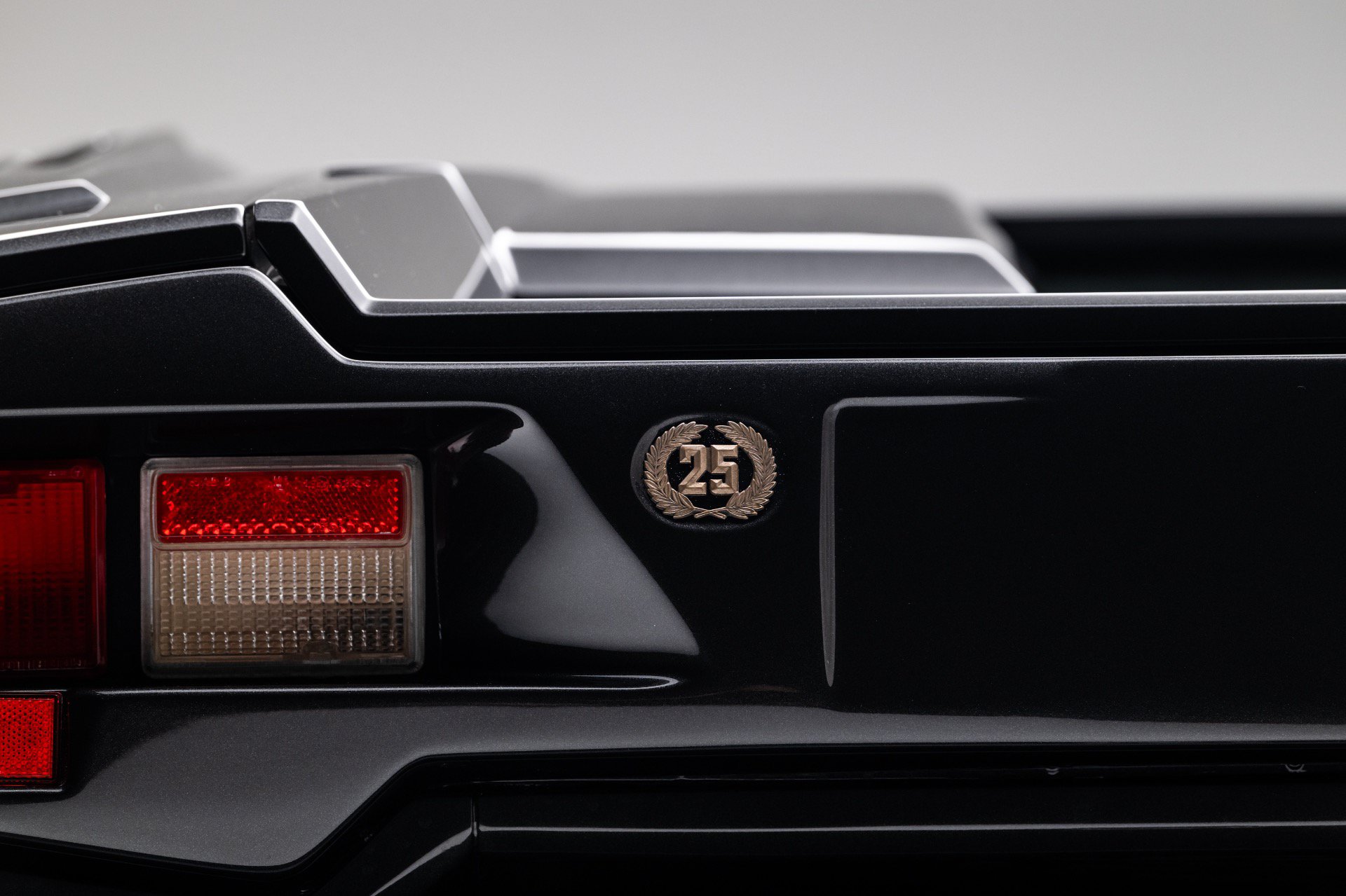 Used 1989 Lamborghini Countach Coupe RWD image 44