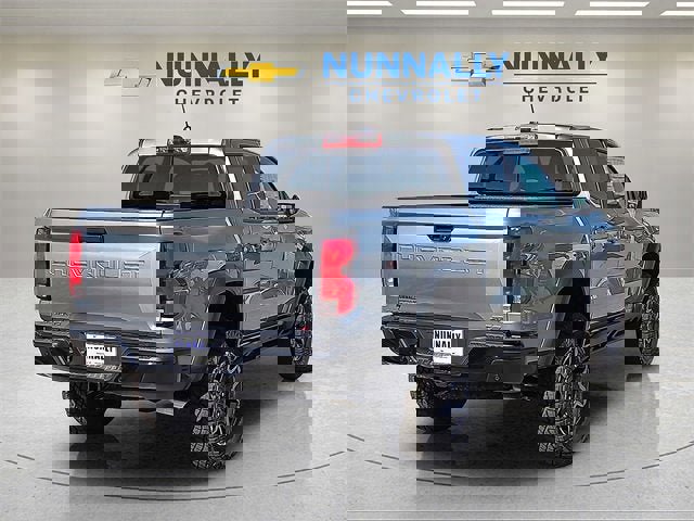New 2026 Chevrolet Colorado ZR2 w/ Off-Road Front Bumper Package image 5