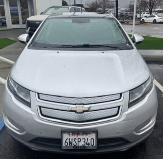 Used 2012 Chevrolet Volt Premium w/ Premium Trim Package image 2