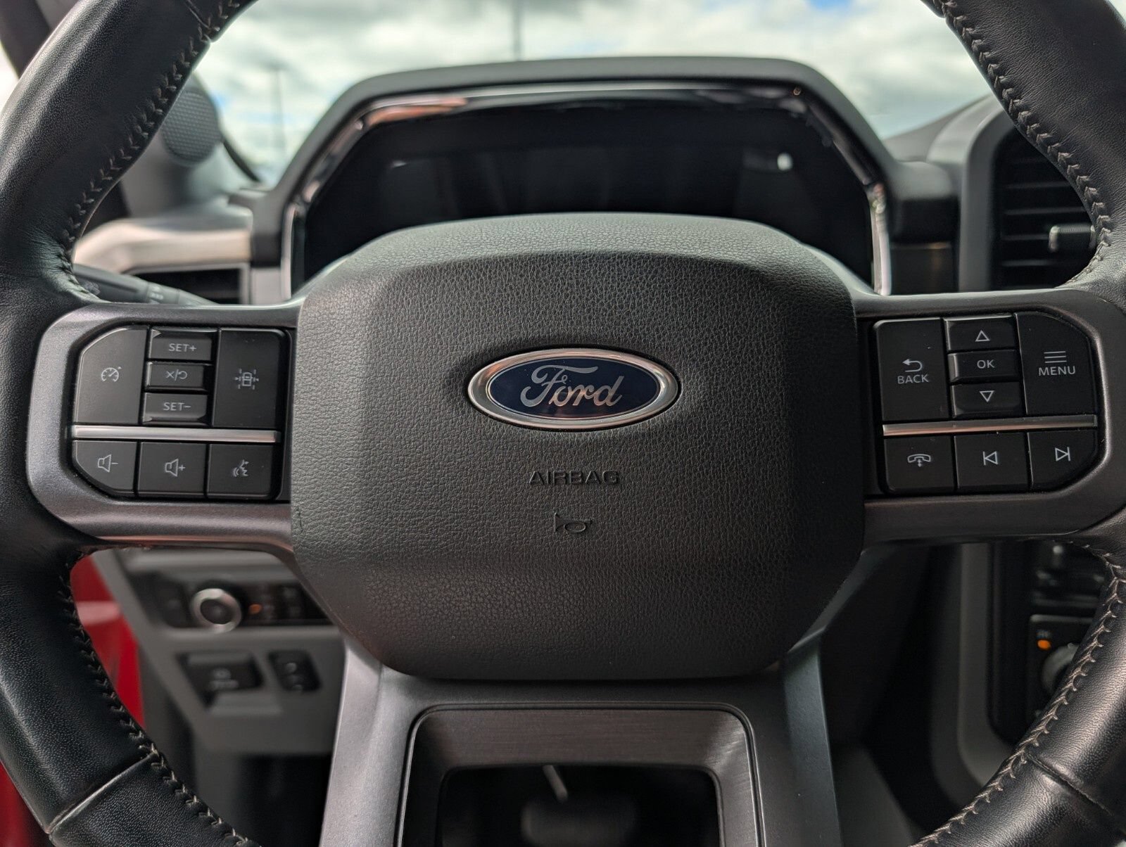 Used 2023 Ford F150 Lariat AWD/4WD image 28