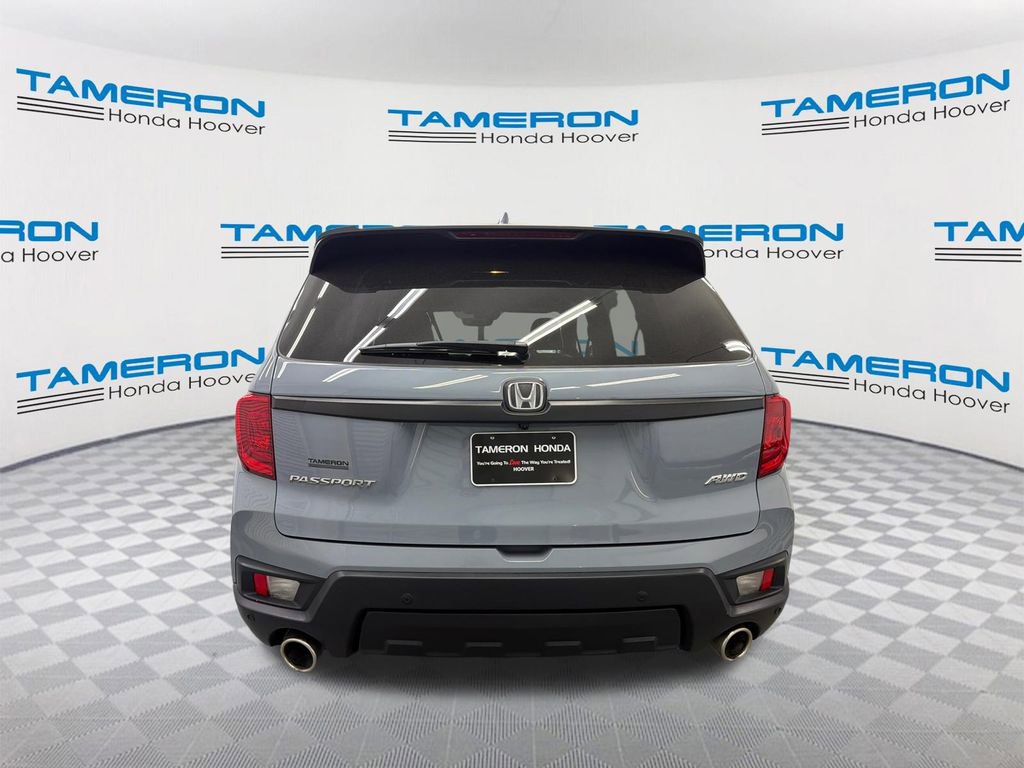 Used 2023 Honda Passport EX-L image 4