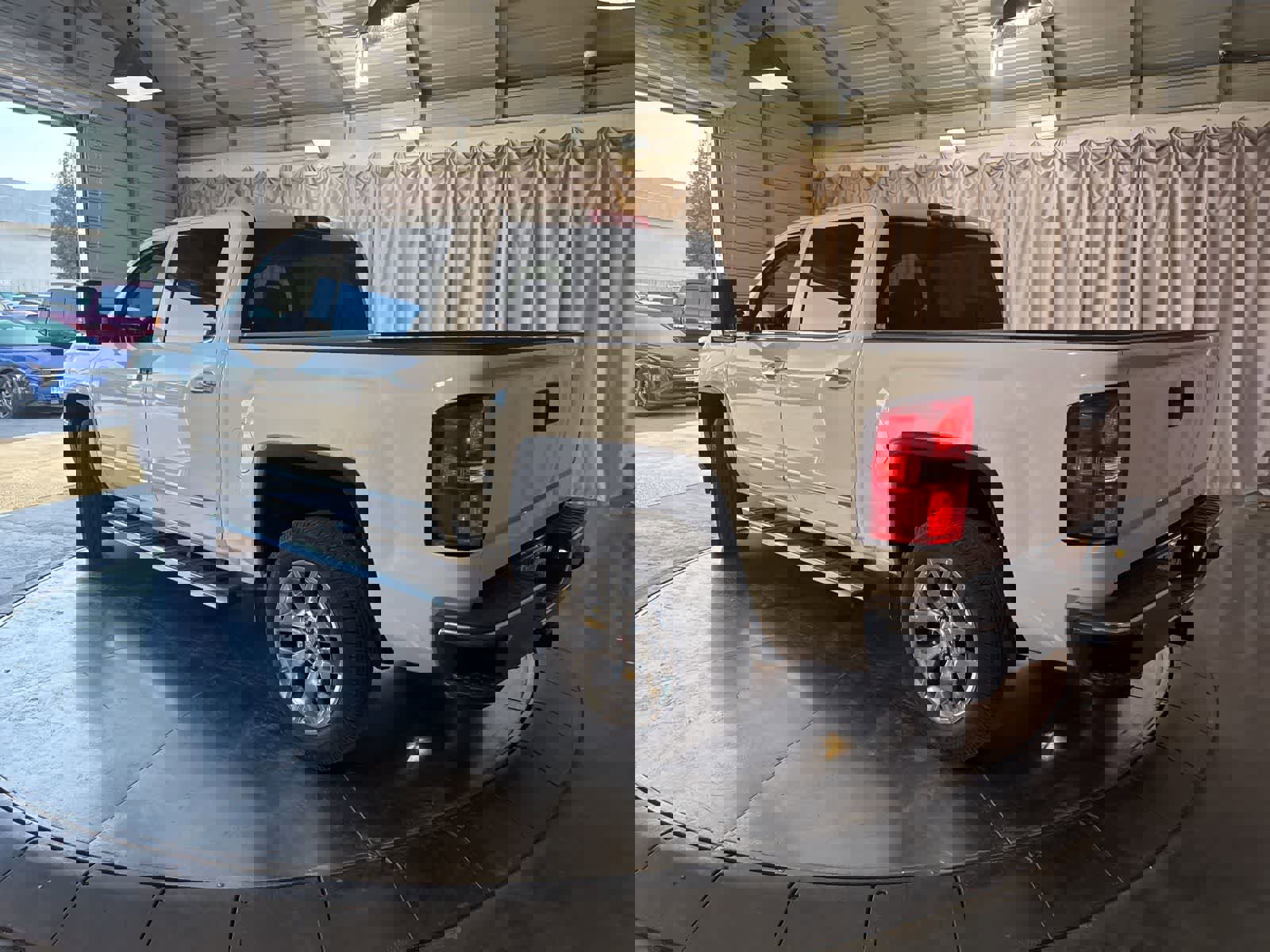 Used 2015 GMC Sierra 1500 SLT w/ SLT Crew Cab Value Package image 7