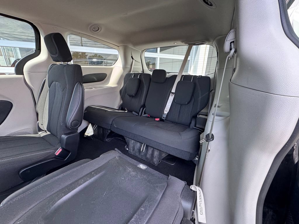 Used 2024 Chrysler Voyager LX FWD image 26