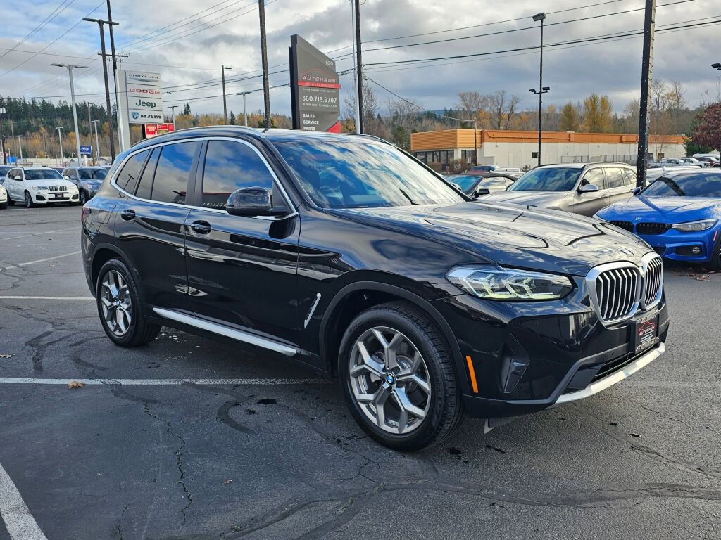 Used 2024 BMW X3 xDrive30i image 3