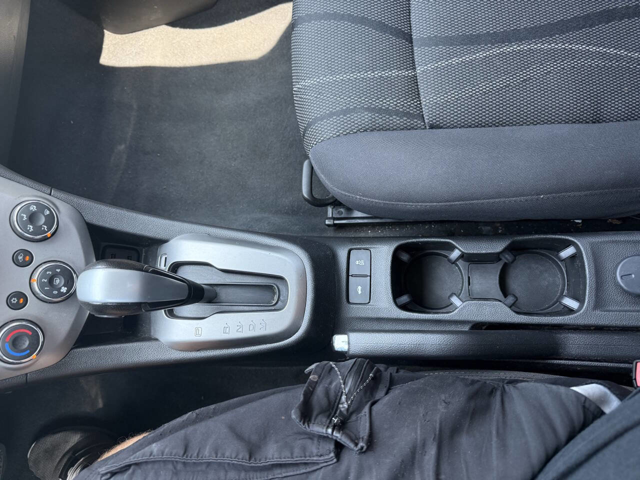 Used 2018 Chevrolet Sonic LT image 23