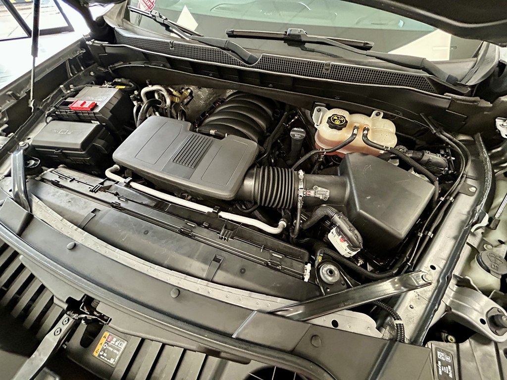 Used 2022 Chevrolet Suburban Z71 AWD/4WD image 18