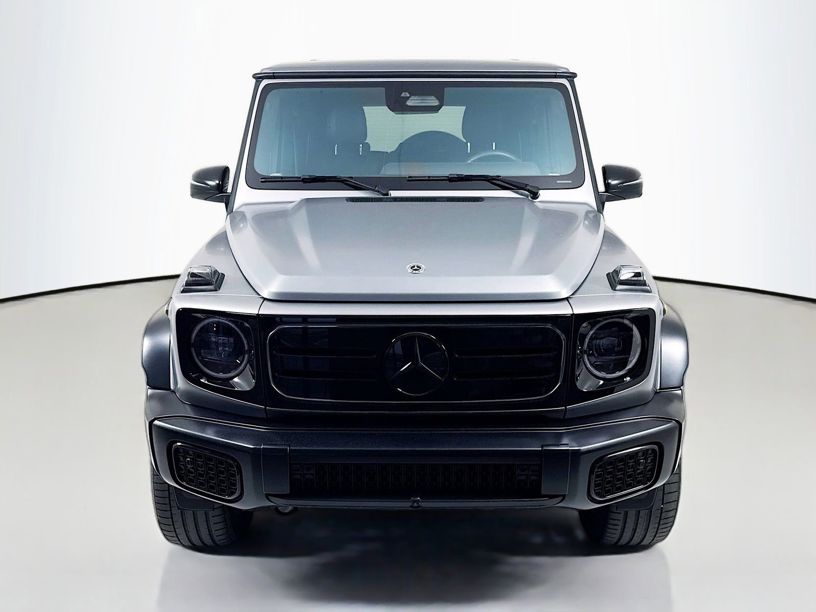 Used 2025 Mercedes-Benz G 580 w/ EQ Technology image 2