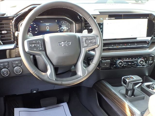 New 2026 Chevrolet Silverado 1500 LT Trail Boss w/ LPO, Dark Essentials Package image 5