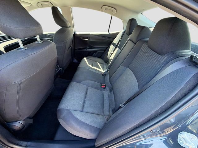Used 2025 Toyota Camry LE FWD image 22