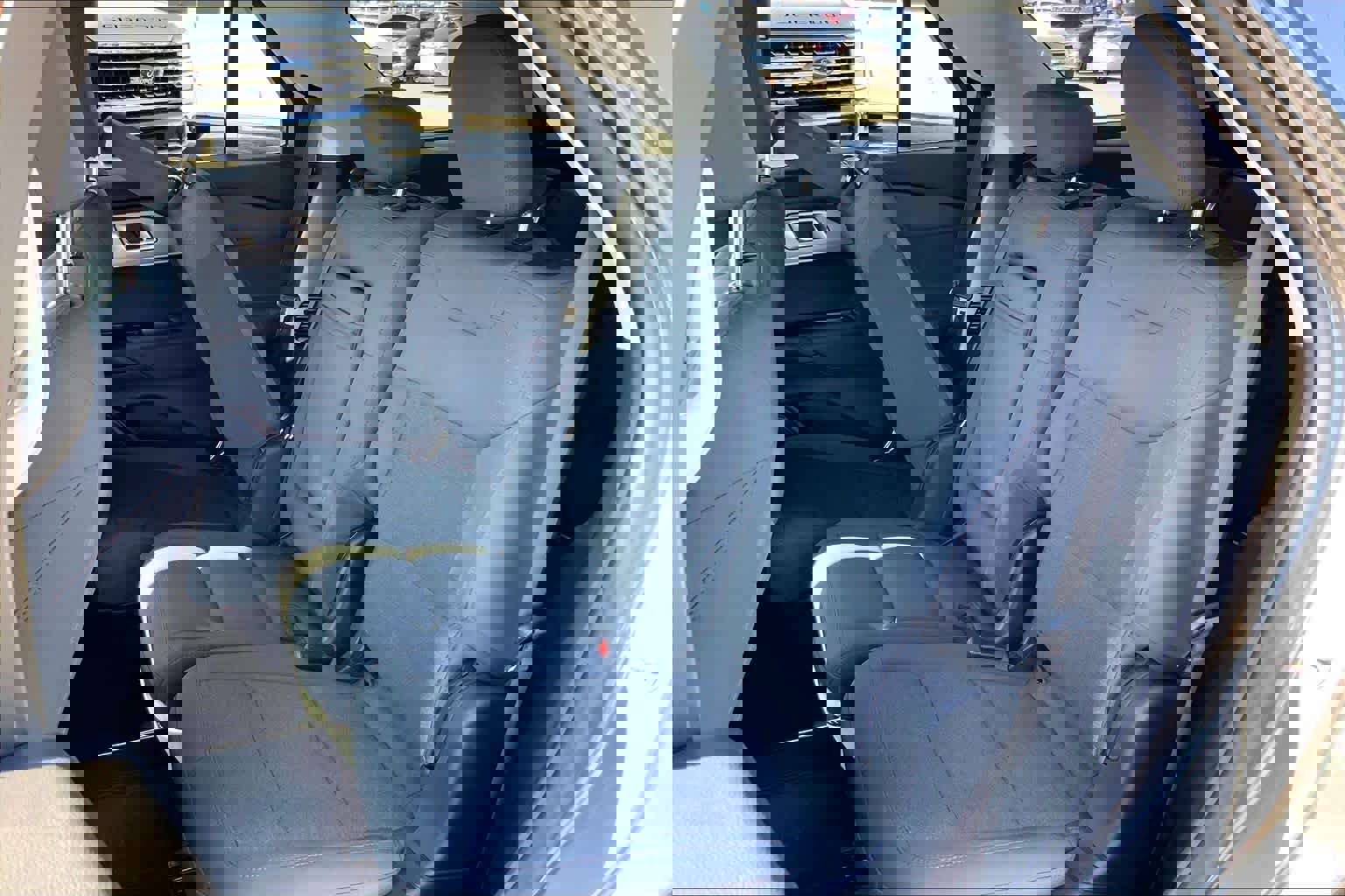 Certified 2025 Ford Explorer Active image 20