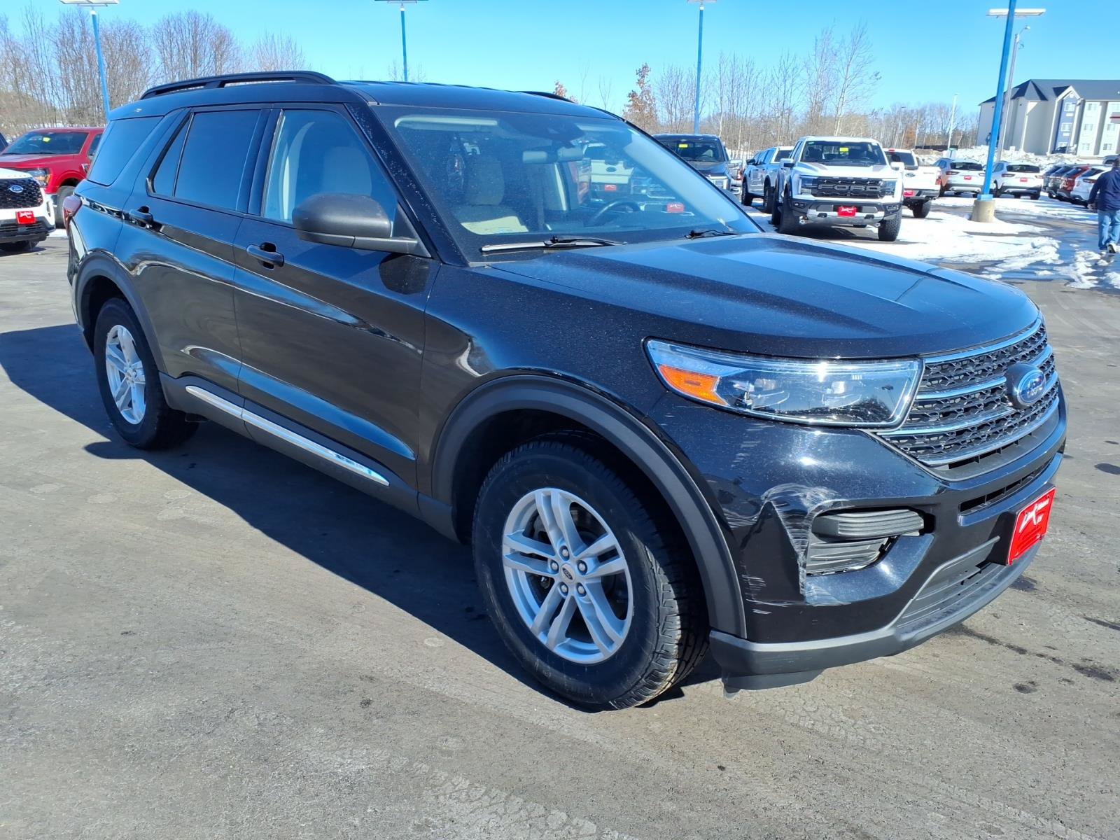 Used 2020 Ford Explorer XLT w/ Class III Trailer Tow Package AWD/4WD image 8