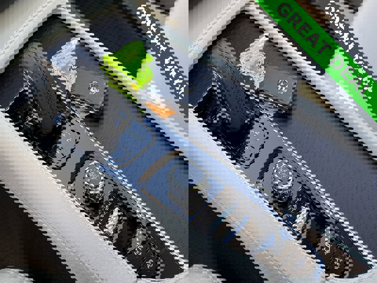 Used 2020 Volvo XC90 T8 Momentum w/ Protection Package Premier image 22