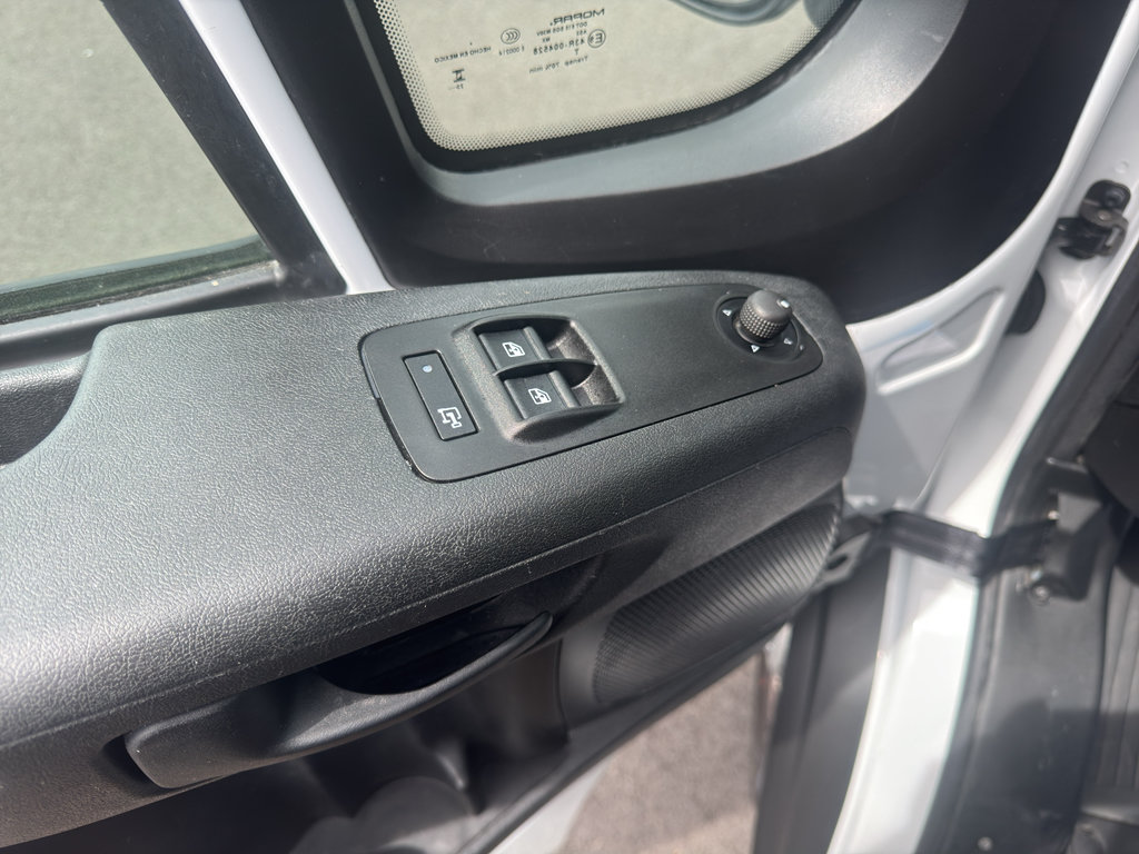 Used 2023 RAM ProMaster 3500 w/ Lane Management Group FWD image 18