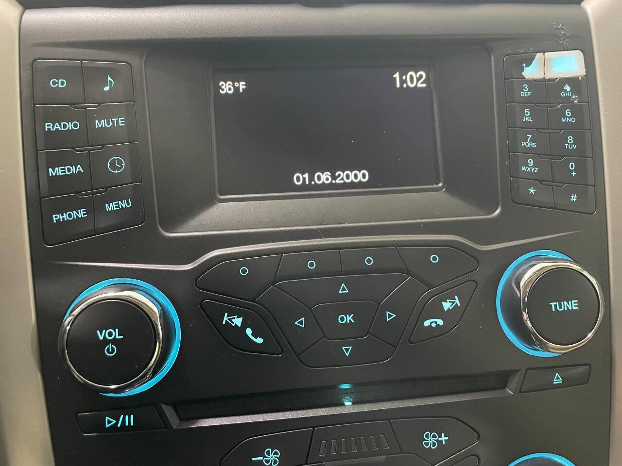 Used 2016 Ford Fusion SE w/ Equipment Group 502A image 31