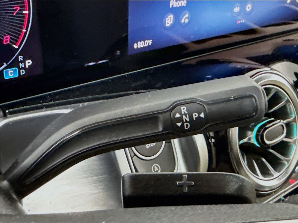 Used 2024 Mercedes-Benz GLB 250 GLB 250 image 16