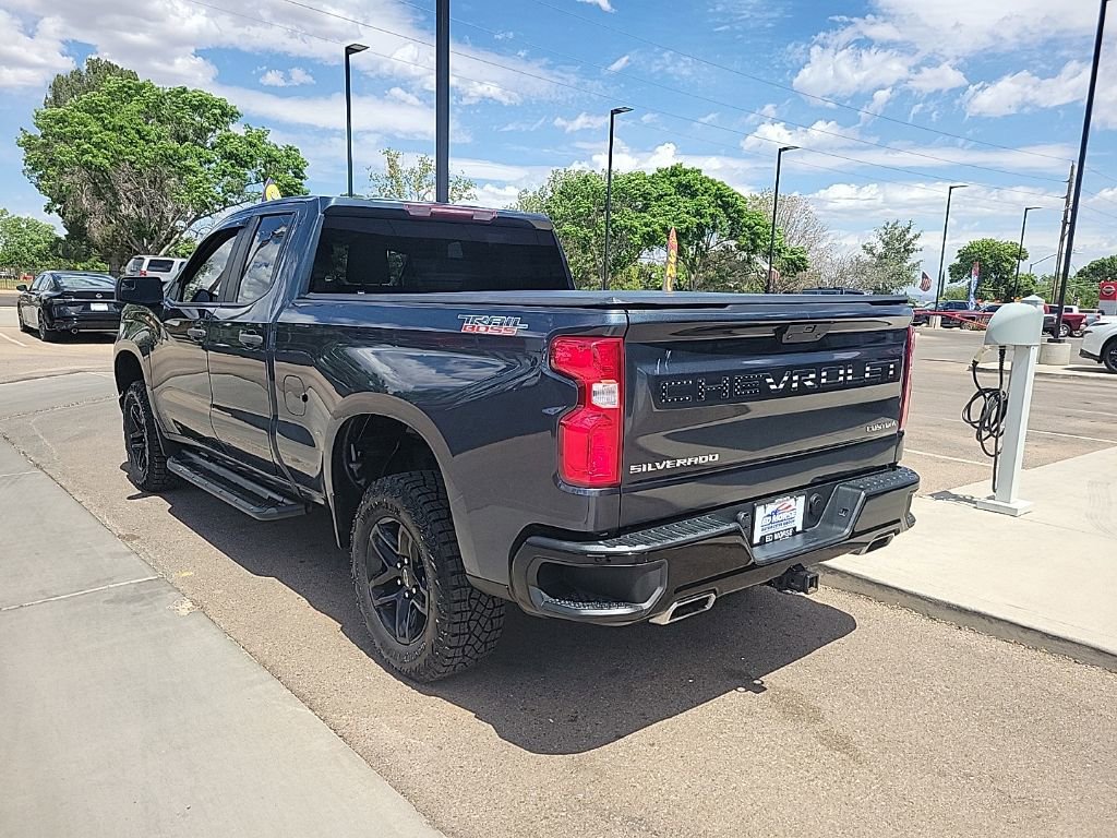 Used 2019 Chevrolet Silverado 1500 Custom Trail Boss w/ Custom Convenience Package AWD/4WD image 5