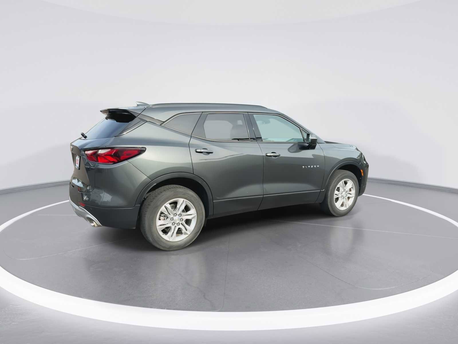 Used 2019 Chevrolet Blazer LT FWD image 8