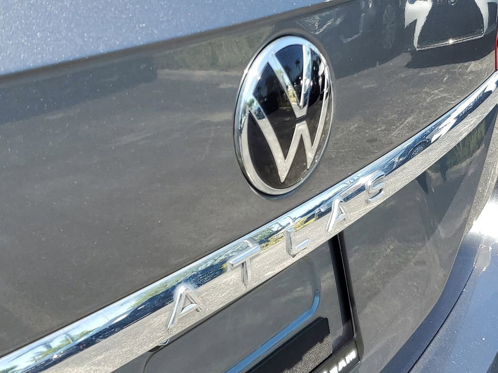 Used 2021 Volkswagen Atlas SE image 6