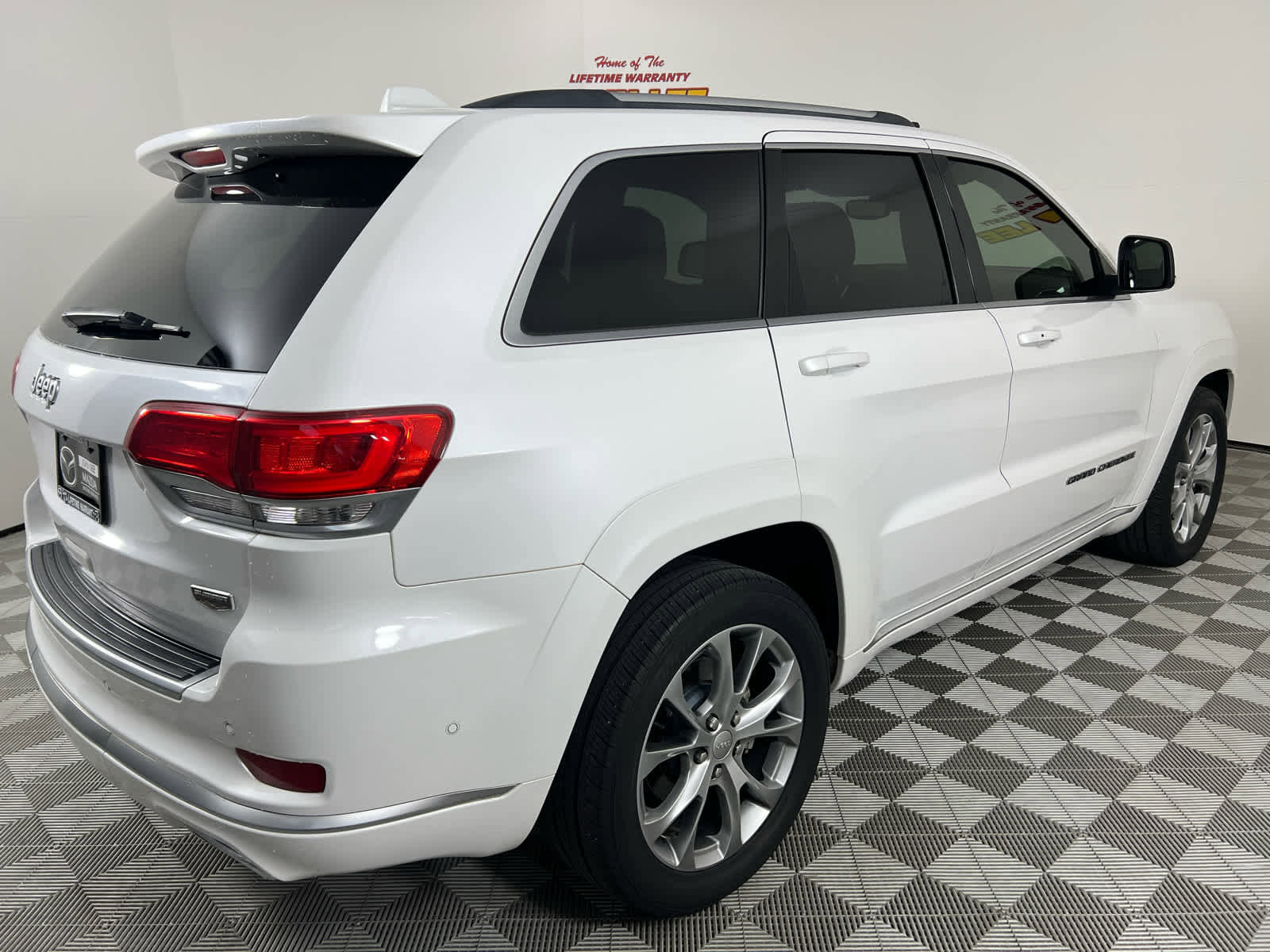 Used 2021 Jeep Grand Cherokee Summit w/ Platinum Series Group RWD image 9