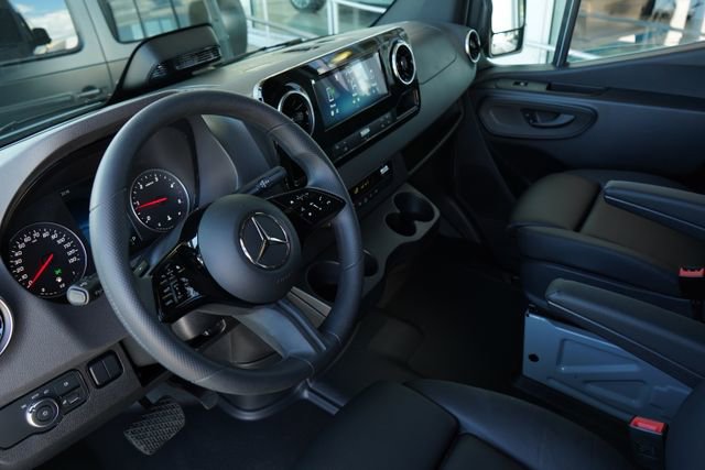 New 2025 Mercedes-Benz Sprinter 2500 image 29