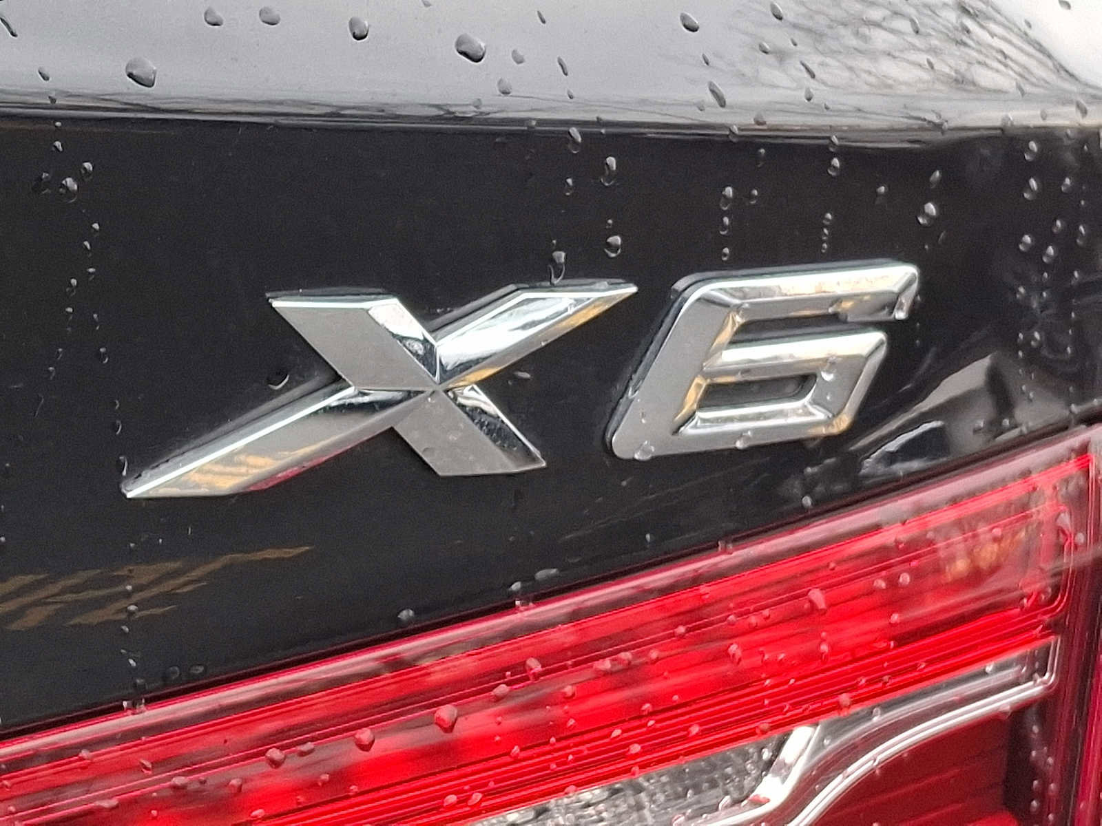 Used 2017 BMW X6 xDrive35i w/ M Sport Package image 28