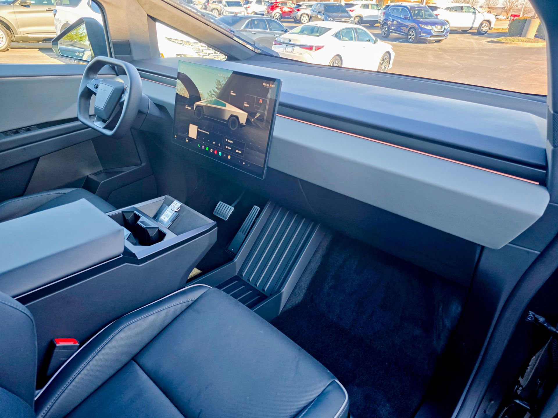 Used 2025 Tesla Cybertruck AWD Crew Cab image 5