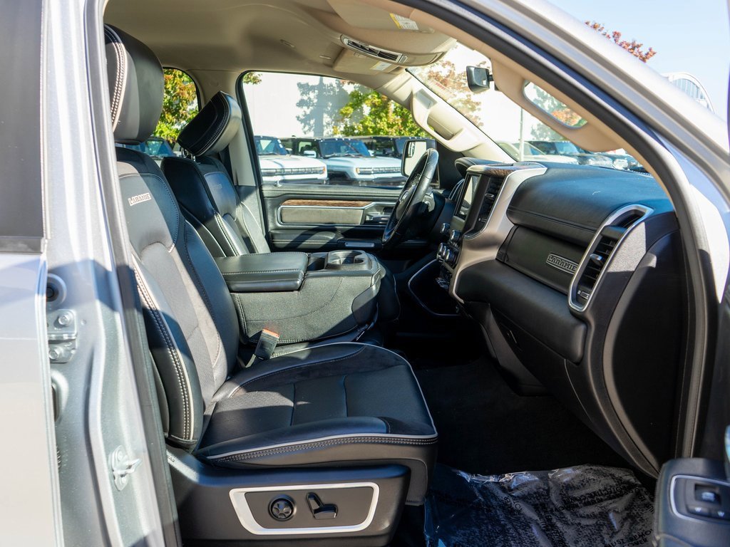 Used 2019 RAM 1500 Laramie image 12